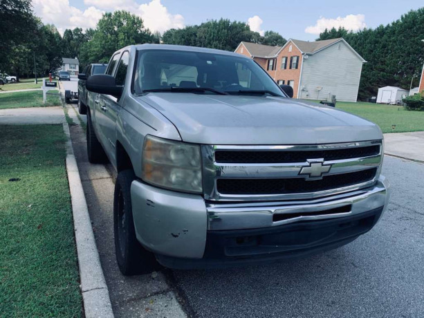 sell-junk-car-any-make-model-year-and-condition-big-1